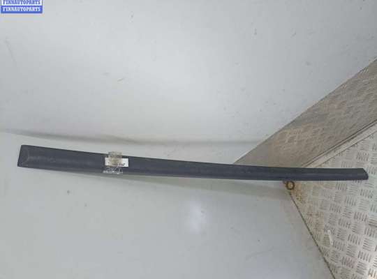 купить Молдинг двери передней правой на Opel Vectra B (1995-2002)