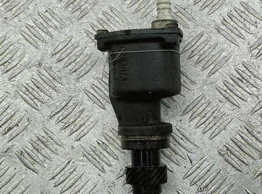 Насос вакуумный VG2715107 на Volkswagen Passat B5
