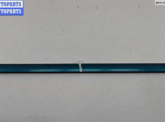 купить Молдинг двери передней левой на Mercedes C-Class W202 (1993-2000)