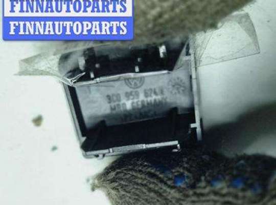 купить Заглушка на Volkswagen Passat B6