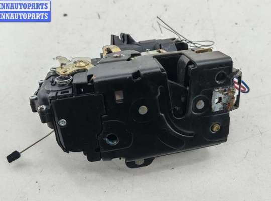 Замок двери передней левой VG2756059 на Volkswagen Passat B5