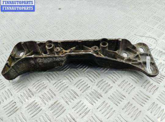 Кронштейн КПП опорный BM3593051 на BMW 5 E39 (1995-2003)