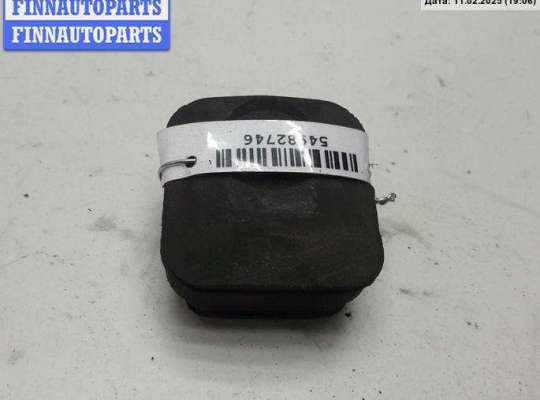 купить Кронштейн радиатора на Volkswagen Passat B5