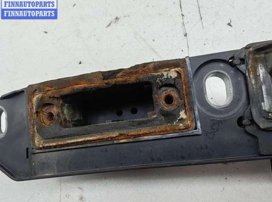 купить Накладка подсветки номера на Volkswagen Passat B5+ (GP)