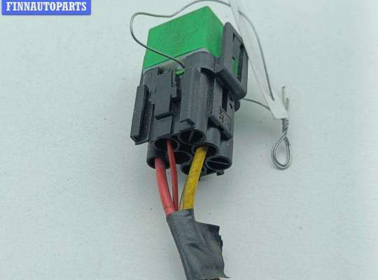 купить Реле вентилятора на Peugeot 607