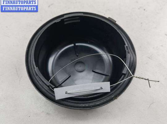 купить Крышка (заглушка) задняя фары правой на Volkswagen Golf-3