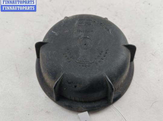 купить Крышка (заглушка) задняя фары правой на Volkswagen Golf-3