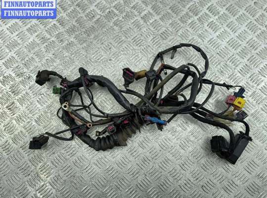 Купить Проводка двигателя на Volkswagen Passat B5 Проводка двигателя VG2706456 на Volkswagen Passat B5