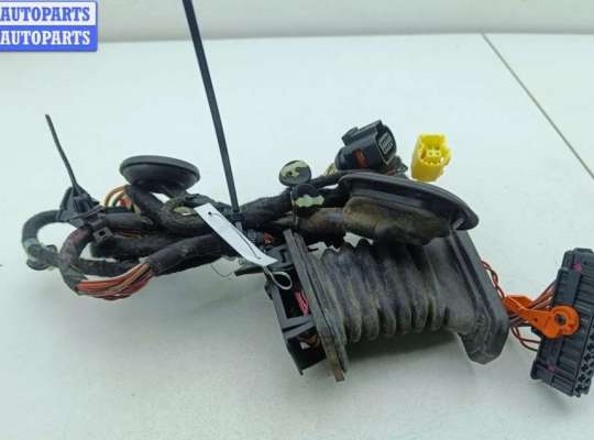 купить Проводка двери на Volkswagen Passat B6