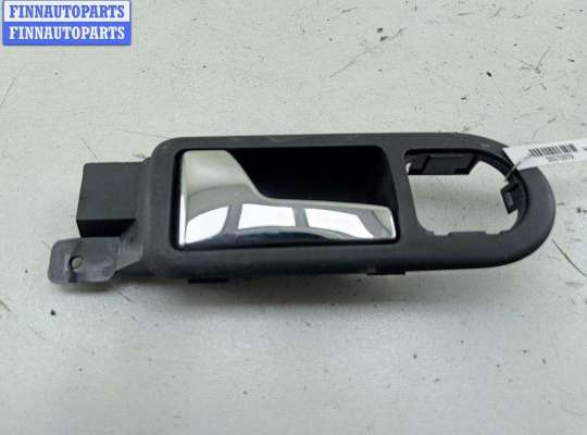 купить Ручка двери внутренняя передняя левая на Volkswagen Golf-4