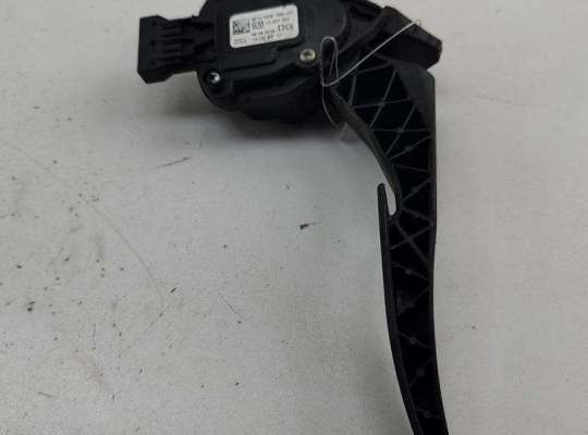 купить Педаль газа на Opel Insignia A (2008-2017)