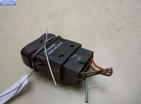 купить Кнопка центрального замка на Mercedes Vito-1 W638 (1996-2003)