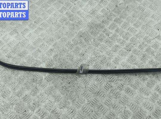 купить Молдинг лобового стекла на Volkswagen Touran