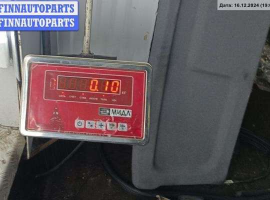 купить Молдинг двери передней правой на Audi A6 C5 (1997-2005)