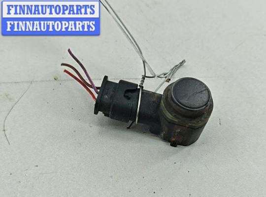 Датчик парковки (парктроник) передний VG2706648 на Volkswagen Passat B6