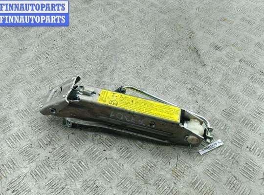 купить Домкрат на Volkswagen Passat B5
