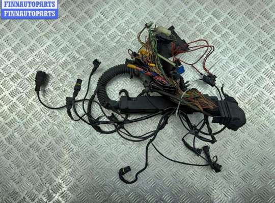 Купить Проводка двигателя на BMW 5 E39 (1995-2003) Проводка двигателя BM3560319 на BMW 5 E39 (1995-2003)