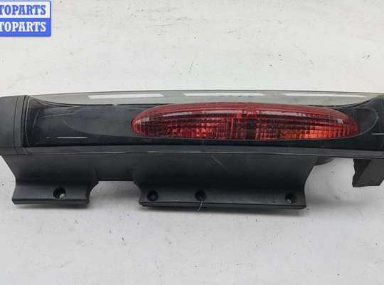 Фонарь задний на Opel Vivaro A