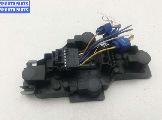 купить Плата фонаря заднего правого на Renault Scenic I (1996-2003)