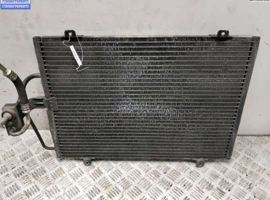 Радиатор охлаждения (конд.) RN899587 на Renault Megane I (1995-2003)