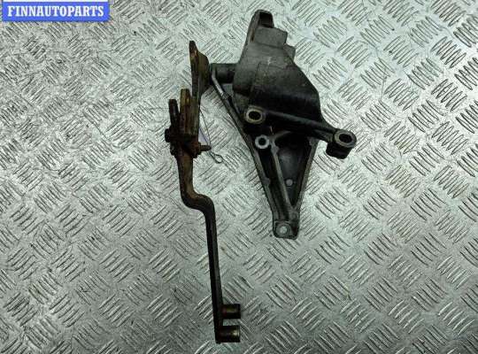 купить Кронштейн гидроусилителя на Audi 80 B4 (1991-1996)
