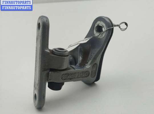купить Петля двери передней правой на Mercedes C-Class W203 (2000-2006)