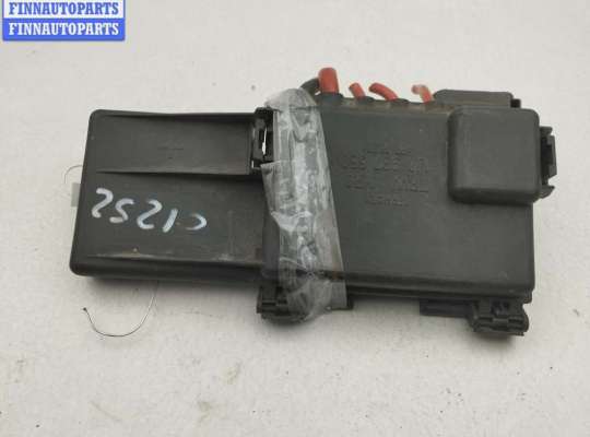 Купить Клемма аккумулятора плюс на Volkswagen Bora Клемма аккумулятора плюс VG2668192 на Volkswagen Bora