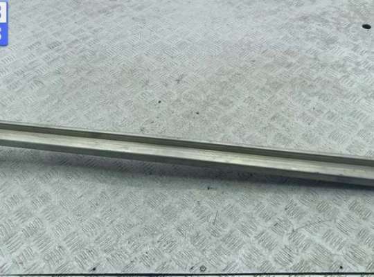 купить Направляющая сдвижной двери (салазка) правая на Fiat Ducato (2006-2014)