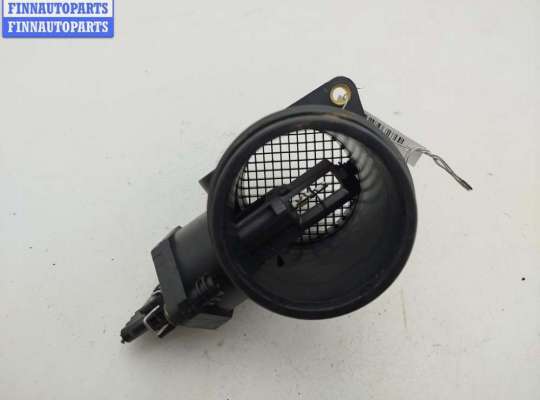 купить Расходомер (измеритель потока воздуха) на Volkswagen Passat B5