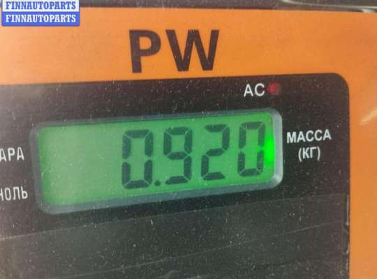 купить Петля двери передней левой на Volkswagen Passat B5