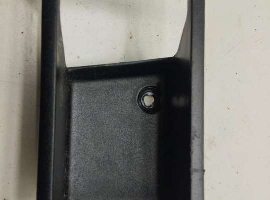 Накладка на ручку двери FO1757086 на Ford Mondeo III (2000-2007)