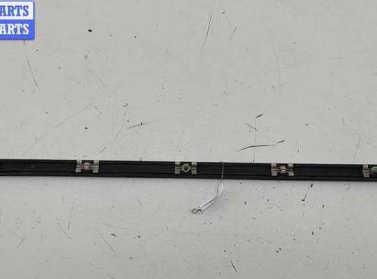 купить Молдинг двери задней левой на BMW 3 E46 (1998-2006)