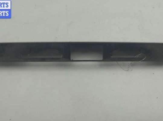 Накладка подсветки номера HN611435 на Hyundai Matrix