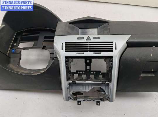 купить Панель приборная (торпедо) на Opel Astra H (2004-2009)