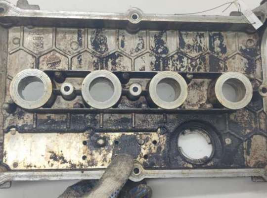 купить Крышка клапанная ДВС на Audi A4 B6 (2001-2004)