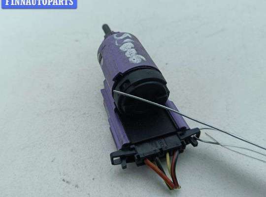 купить Датчик (включатель) стоп-сигнала на Ford Galaxy (2000-2006)