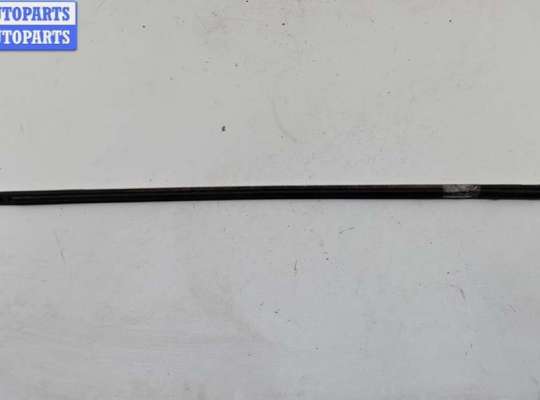 купить Молдинг стекла двери передней правой наружный на Volkswagen Passat B5+ (GP)