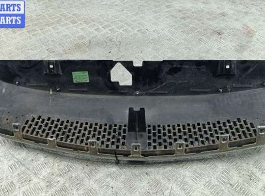 купить Решетка радиатора на Lancia Zeta