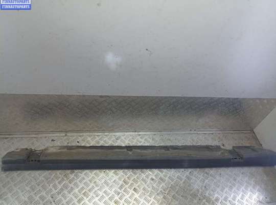Накладка на порог наружная правая OP2176234 на Opel Astra G (1998-2004)