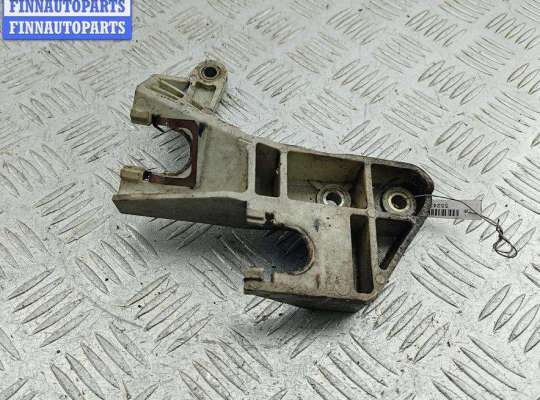 купить Кронштейн крепления на Peugeot 307