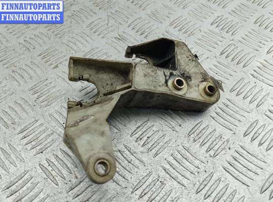 купить Кронштейн крепления на Peugeot 307