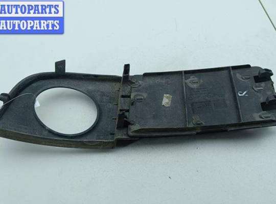 купить Рамка фары противотуманной правой на Audi A6 C5 (1997-2005)