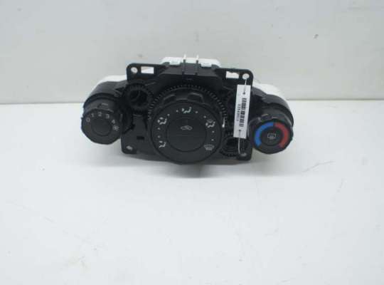 купить Переключатель отопителя на Ford Fiesta (2008-2018)