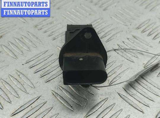 купить Расходомер (измеритель потока воздуха) на Mercedes C-Class W203 (2000-2006)