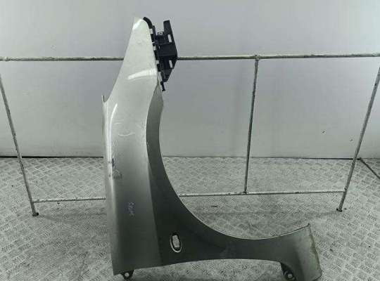 купить Крыло переднее правое на Peugeot 307