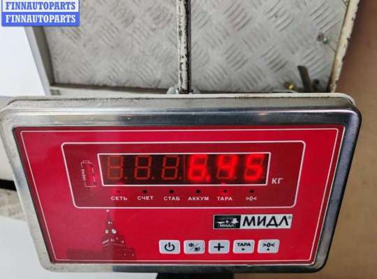 купить Обшивка двери передней левой (дверная карта) на Volkswagen Touareg