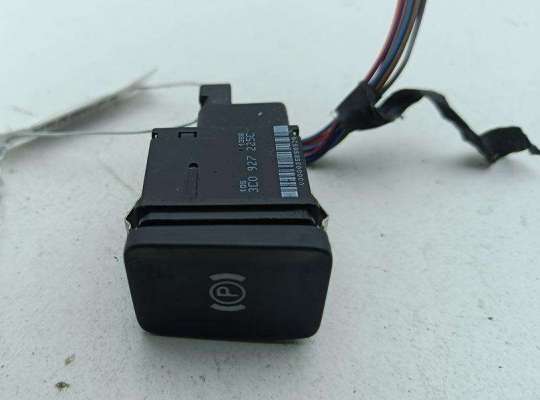 Кнопка ручного тормоза VG2612216 на Volkswagen Passat B6