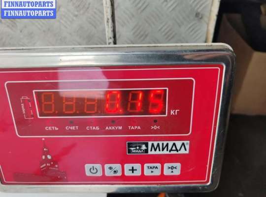 купить Молдинг стекла двери задней левой наружный на Volkswagen Bora