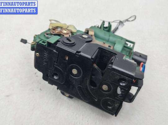 купить Замок двери задней левой на Volkswagen Passat B5+ (GP)