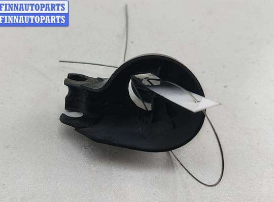 купить Крышка поводка стеклоочистителя на Volkswagen Passat B5+ (GP)